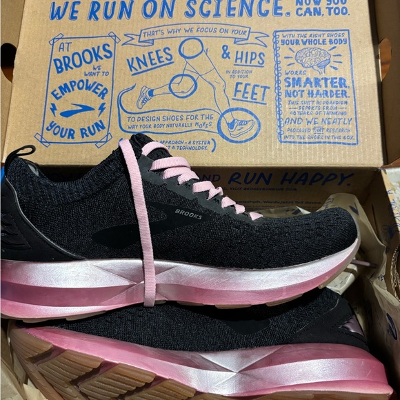 Brooks Women's Black and Pink Running Shoes - Picture 2 of 3